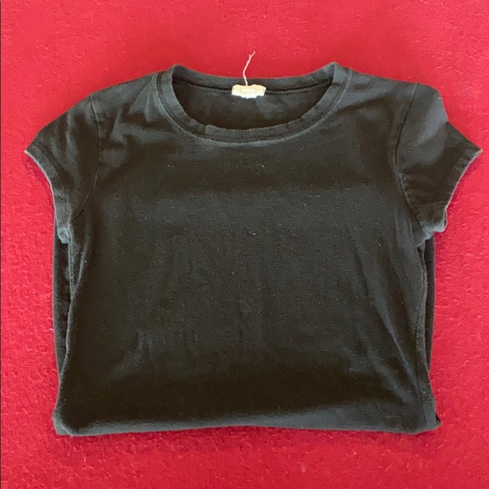 LAST CHANCE Black scoopneck shirt